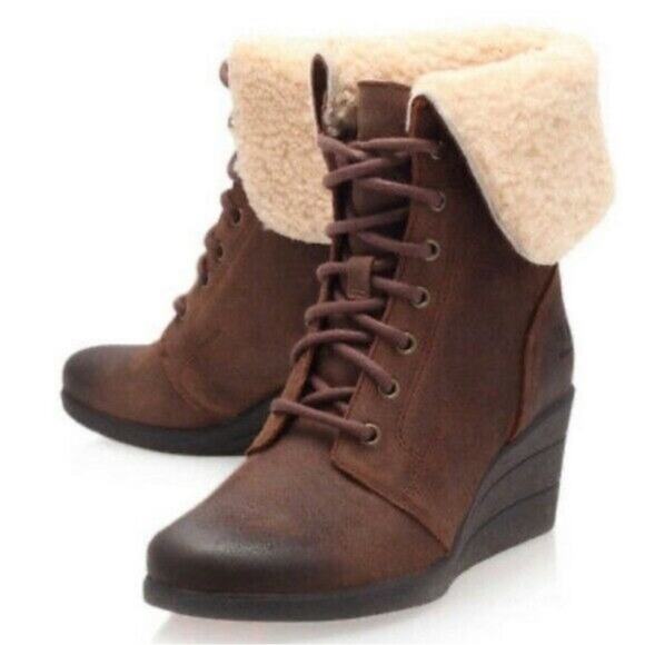 Ugg | Zea Sherpa Shearling Cuff Leather Ankle Wedge Boots Booties Brown Size 5 - Picture 1 of 15